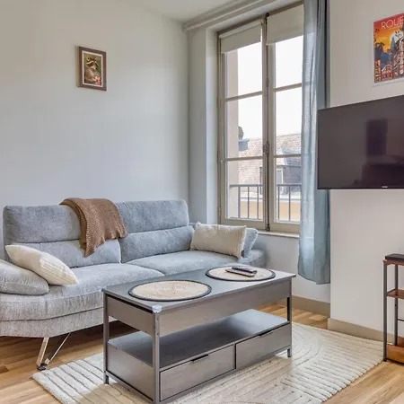 Celestine Mignon F2 En Centre De - Proximite Donjon De Apartamento