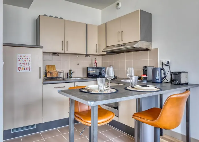 Apartamento Celestine Mignon F2 En Centre De - Proximite Donjon De *